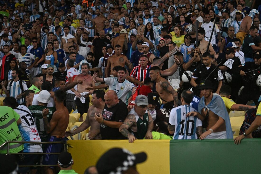 Eliminatórias: Brasil perde de 1 a 0 para Argentina no Maracanã