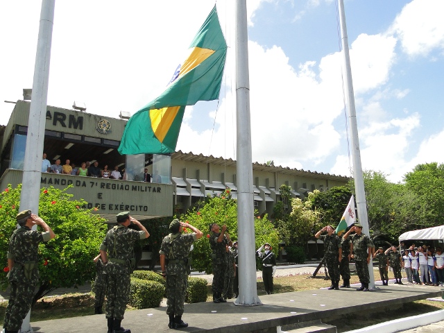 Exército Brasileiro abre 412 vagas temporárias no DEC